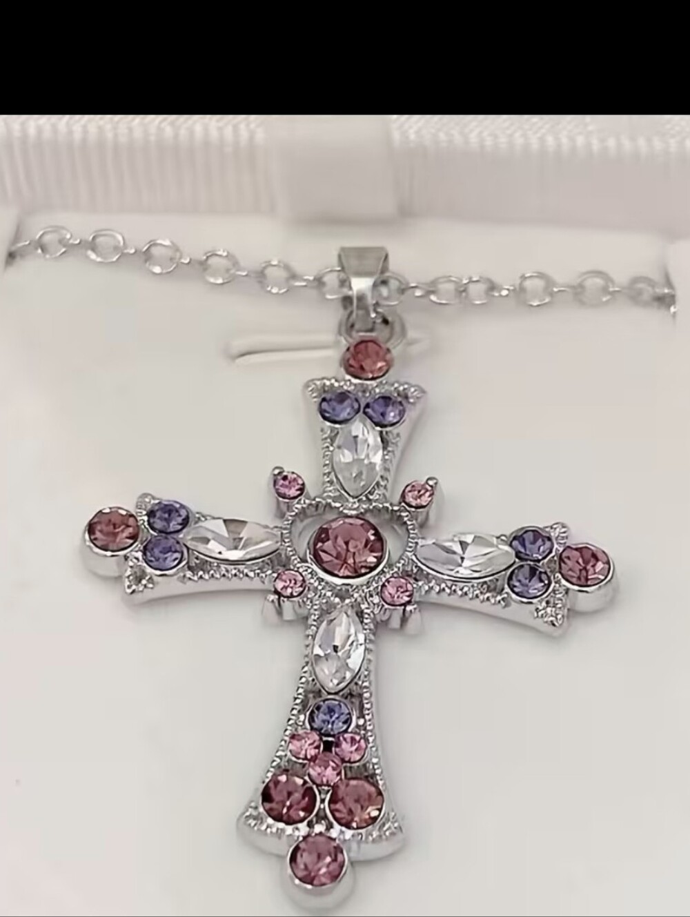 NEW Rhinestone Cross Silver Necklace